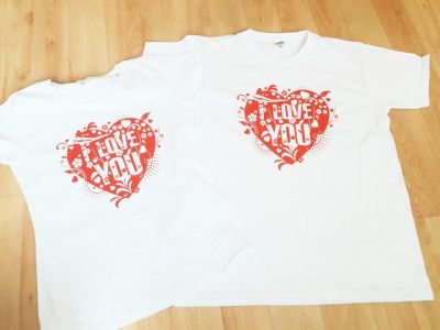 Тениски за двойки с надпис 'I Love You'